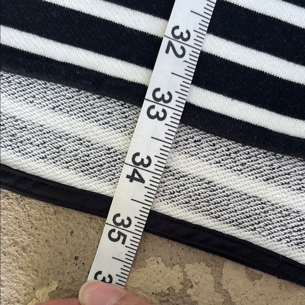 New Sanctuary Black and White Striped long blouse - Picture 15 of 16